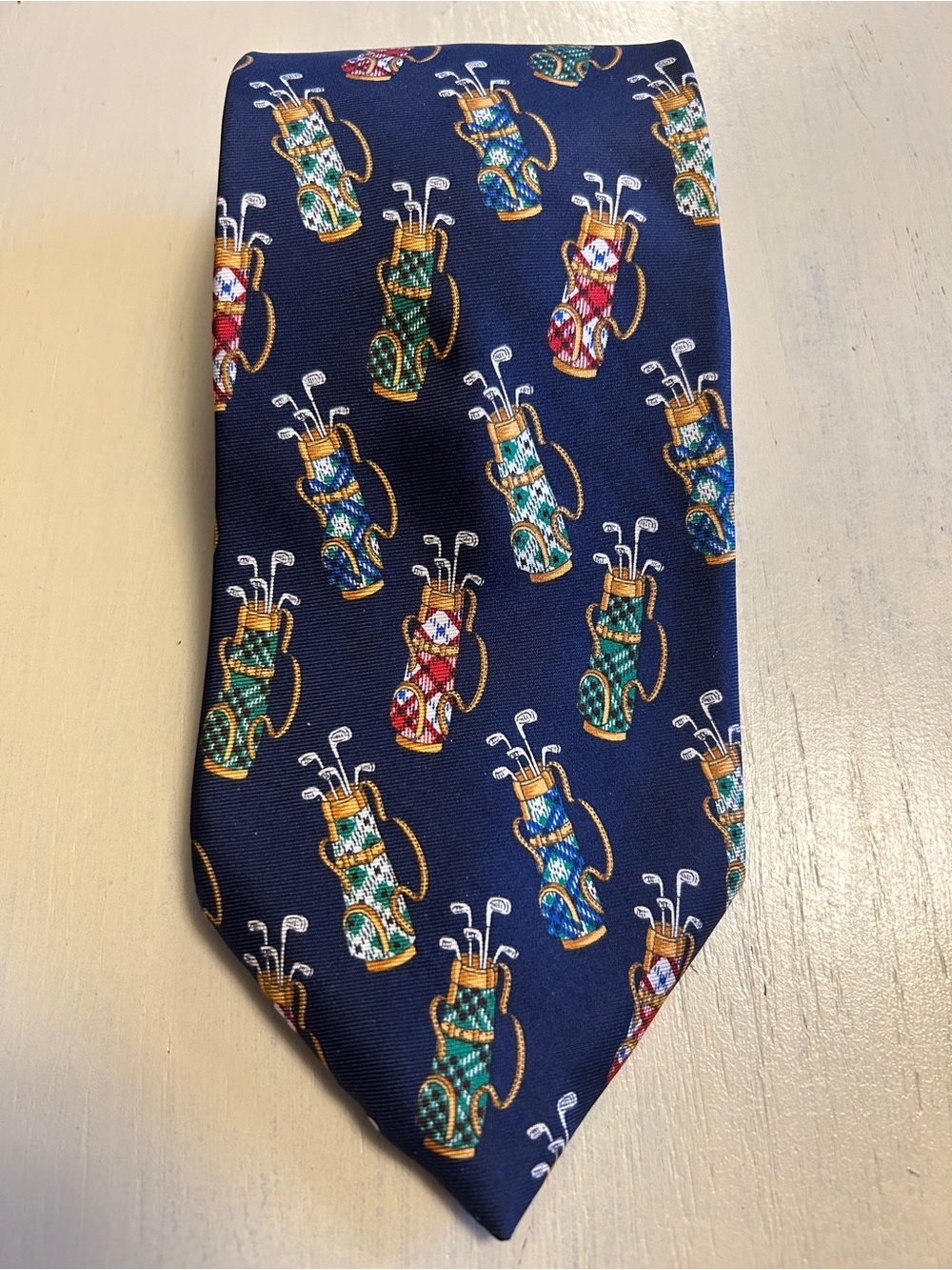 417 By Van Heusen Golf Bag Blue Silk Necktie 100% Silk Imported From Italy